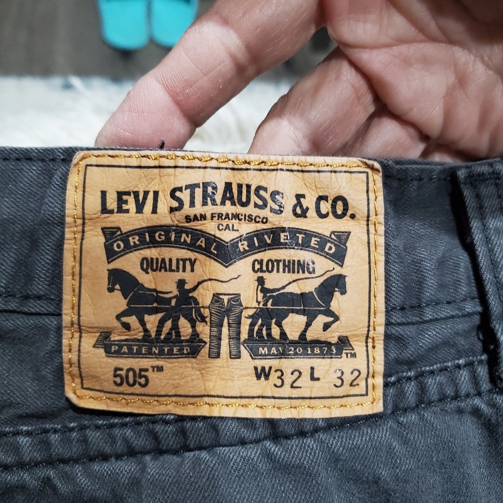 Levi’s 505 vintage White Tab Age Faded Black Jeans Mens Size 32 x 32